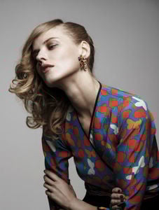 Anastasiya Antonyuk - l'oreal Jacques thill b.jpg