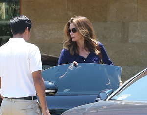 Cindy-Crawford-and-Kaia-Gerber-at-SOHO-House-Restaurant--23.jpg