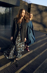 LK-Bennett-Fall-Winter-2016-Campaign06.jpg