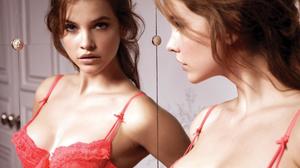 barbara-palvin-mirror-group-191667.jpg