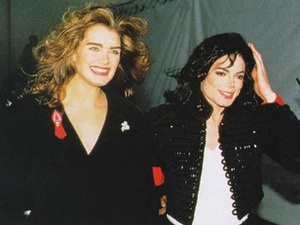 brooke-shields-michael-jackson-and-michael-jackson-1054134931.jpg