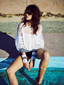 cosmo_CT_sport1378b.jpg