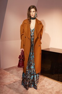 lanvin-pre-fall-2016-lookbook-19.jpg