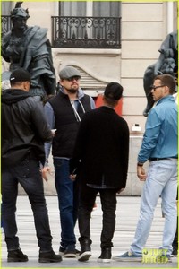 leo-dicaprio-braves-flooded-paris-streets-03.jpg