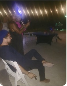 leobahamas25.jpg