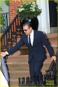 leonardo-dicaprio-jennifer-lopez-attend-hillary-clinton-fundraiser-32.jpg