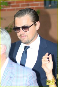 leonardo-dicaprio-jennifer-lopez-attend-hillary-clinton-fundraiser-35.jpg