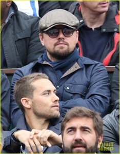 leonardo-dicaprio-luke-evans-hit-up-french-open-02.jpg