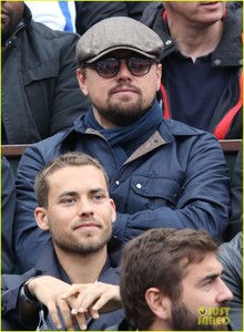 leonardo-dicaprio-luke-evans-hit-up-french-open-18.jpg