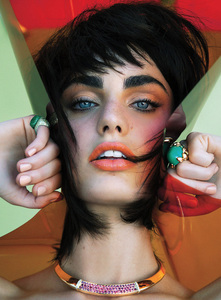 marinet_matthee_c_magazine_01.jpg