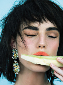 marinet_matthee_c_magazine_03.jpg