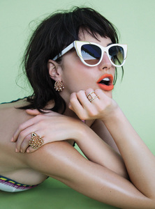 marinet_matthee_c_magazine_06.jpg