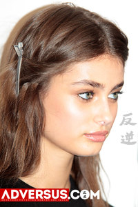 taylor-hill-03.jpg