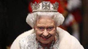 340040_queen.jpg