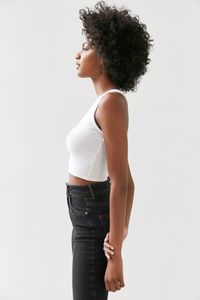 36956324_010_f.jpg