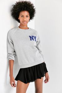 39776984_004_b.jpg