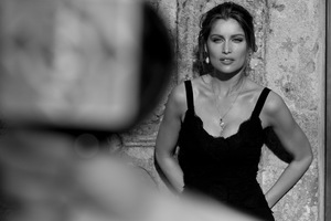 luxury beauty perfume laetitia casta noah mills dolce gabbana (11).jpg