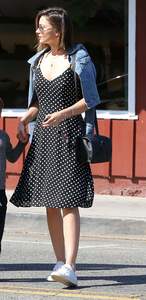 Miranda Kerr stuns shoppers in Brentwood July 14-2016 004.jpg