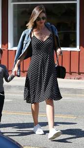 Miranda Kerr stuns shoppers in Brentwood July 14-2016 017.jpg
