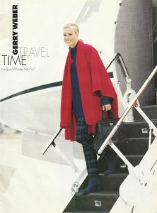 Gerry Weber 1997 model Rebecca Romijn 01.jpg