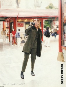 Gerry Weber 1997 model Rebecca Romijn 07.jpg