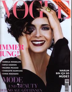 Isabella Rossellini-Vogue-Alemanha-7.jpg