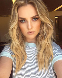 59d84__1455180871_perrie1.jpg