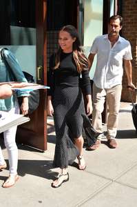 Alicia-Vikander--Greets-Her-Fans-in-Manhattan--10.jpg