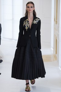 DIOR.jpg