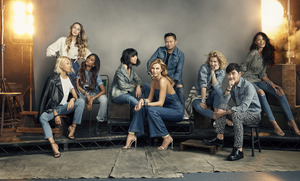 SWAROVSKI_CRYSTALDUST_CREW_KARLIE_KLOSS.jpg