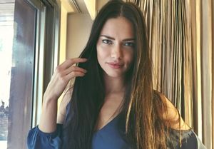 adriana-lima_4.jpg