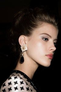 armani-prive-hc-bks-rf16-2550.jpg
