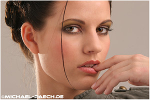 beauty-678ec3b9-bd45-48ea-8c4c-76b64eb59e6e.jpg