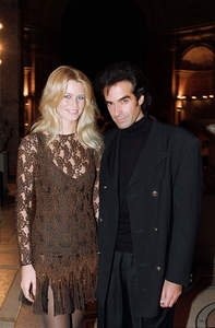 le-prestidigateur-superstar-david-copperfield-fera-appel-a-sa-douce-claudia-schiffer-pour-certains-de-ses-tours.jpg