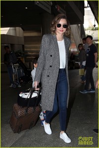 miranda-kerr-evan-spiegel-lax-fourth-july-01.jpg