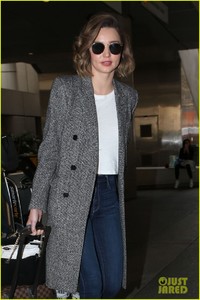 miranda-kerr-evan-spiegel-lax-fourth-july-03.jpg