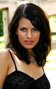 stefanie-am-weissenstaedter-see-f0d6f8b4-090c-4dac-a522-6099cb08d1f7.jpg