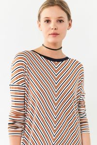 39036488_015_d.jpg