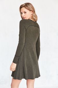 40073884_032_f.jpg
