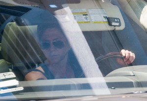 Jennifer+Aniston+Jennifer+Aniston+Rides+Range+xsLXswZzkv8x.jpg