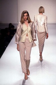 oscar de la renta ss 1997 (7).jpg