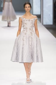 Ralph+Russo+Spring+2015+DnVPd3_5GUwx.jpg