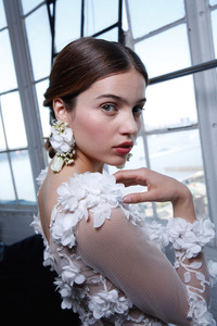 Marchesa-Wedding-Dress-Collection-SS-2017-Bridal-Fashion-Week-Bridal-Musings-Wedding-Blog-41.jpg