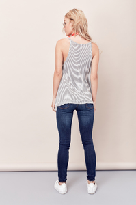 Promesa-USA_FW16-Ecomm_Bryana_MAUS.41979.jpg