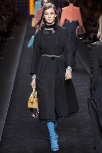 fendi_juliab1.jpg