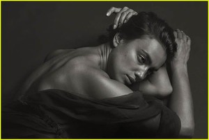 irina-shayk-topless-gq-cover-08.jpg