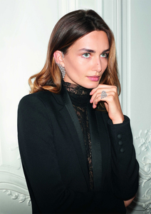 messika-ad-andreea-diaconu-16-17-6.jpg