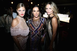 03-constance-alessandra-natasha.jpg