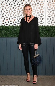 38479A8F00000578-3786925-Blonde_bombshell_Olivia_Palermo_rose_to_fame_when_she_appeared_o-m-59_1473759292263.jpg