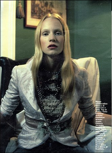 42918_jennyspre05_123_810lo.jpg